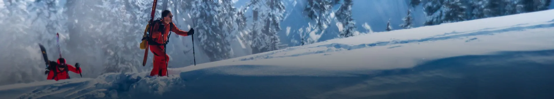 &Agrave; la journ&eacute;e ou en raid, le bureau des Guides de Cauterets organise en France et &agrave; l&rsquo;&eacute;tranger des sorties en ski adapt&eacute;es &agrave; votre niveau, en fonction des ouvertures des refuges, de l&rsquo;enneigement et des risques d&rsquo;avalanches.